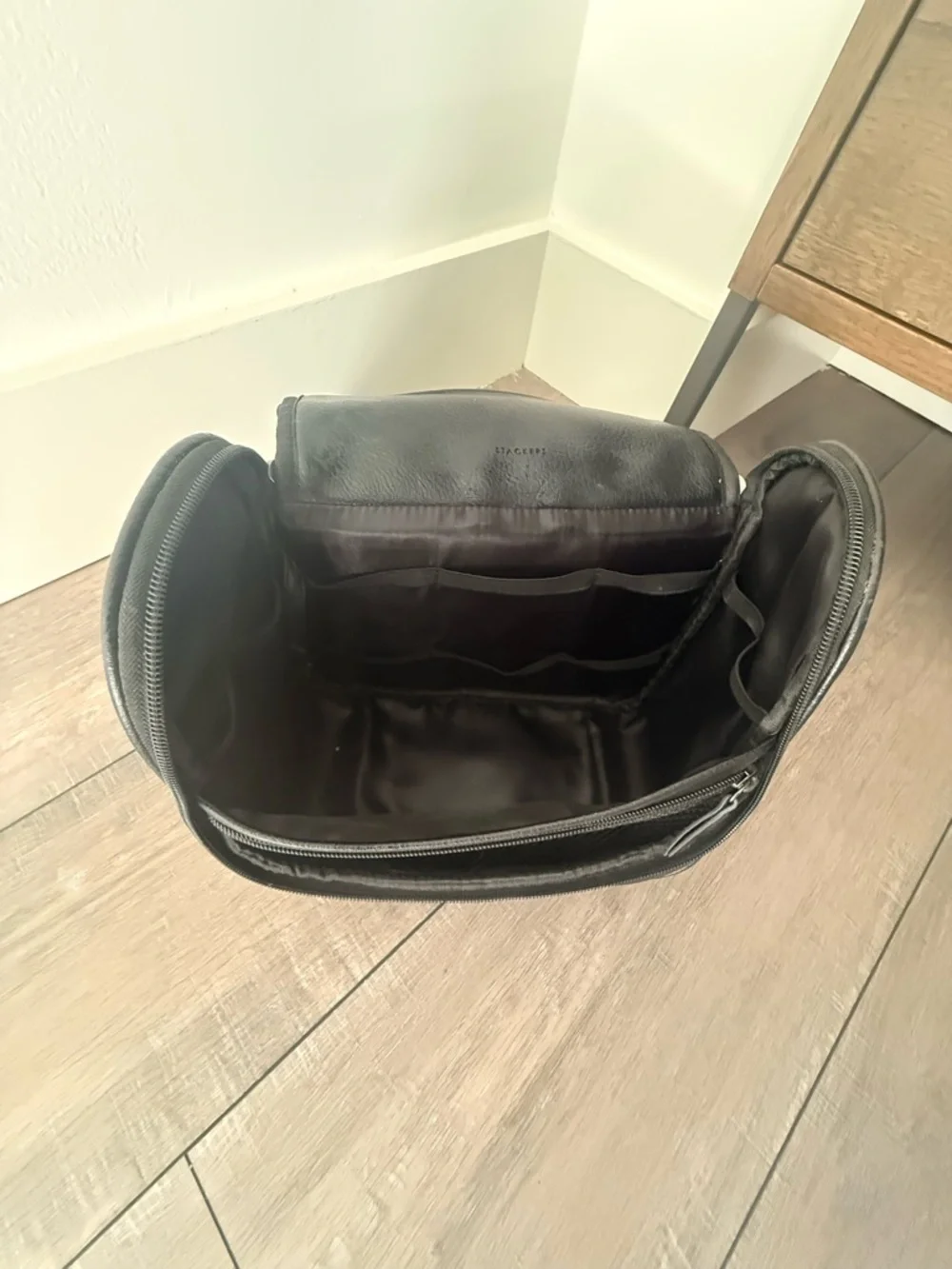 Stackers Black Large Hanging Washbag